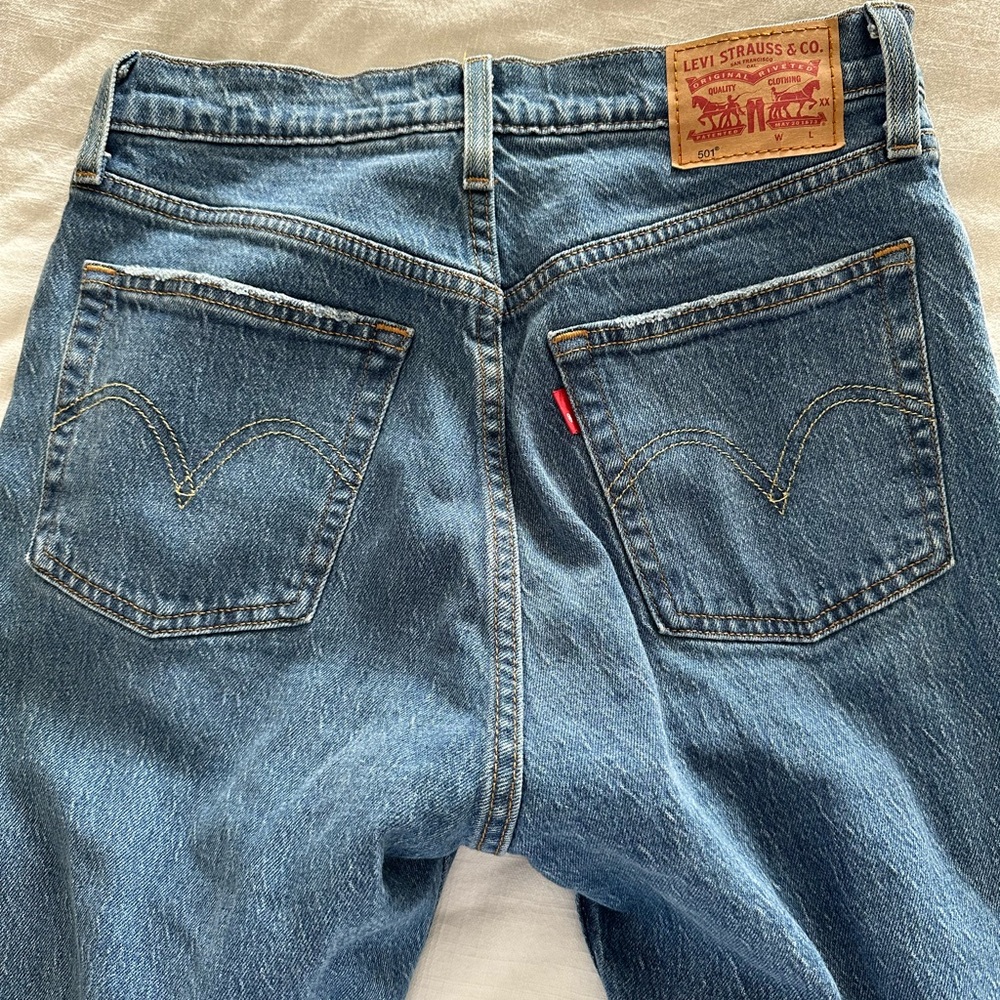 Levi 501 Classic Denim Jeans